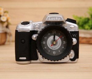 Часы на батарейке "Фотоаппарат" SILVER ― Интернет-магазин оригинальных подарков Tuk-i-tuk.ru