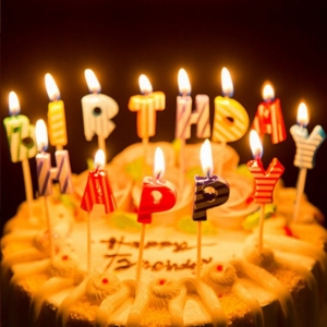 Набор свечей в полоску для торта Happy Birthday  ― Интернет-магазин оригинальных подарков Tuk-i-tuk.ru